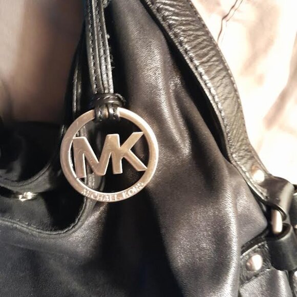 Michael Kors Slouch Bag - Picture 2 of 8